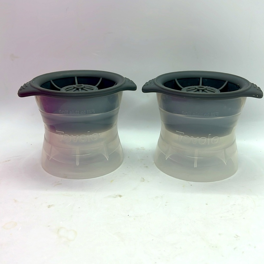 Set of 2 Tovolo Sphere Ice Molds Round Ball Ice